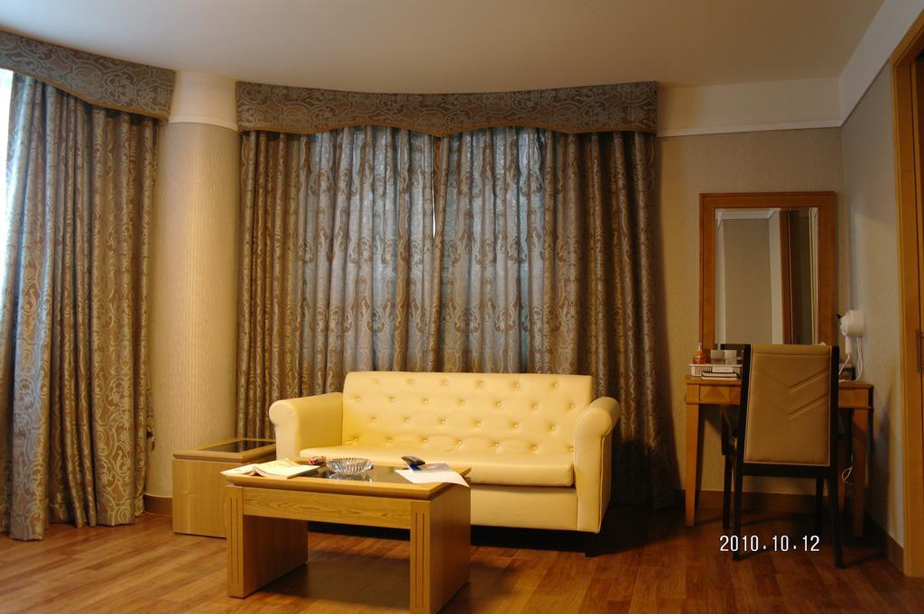 Tae Pyeong Yang Hotel อันซัน ภายนอก รูปภาพ